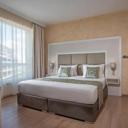Bed & Breakfast Marina Sands Bijou Boutique Is An Excellent Choice For Travelers Visiting 4*