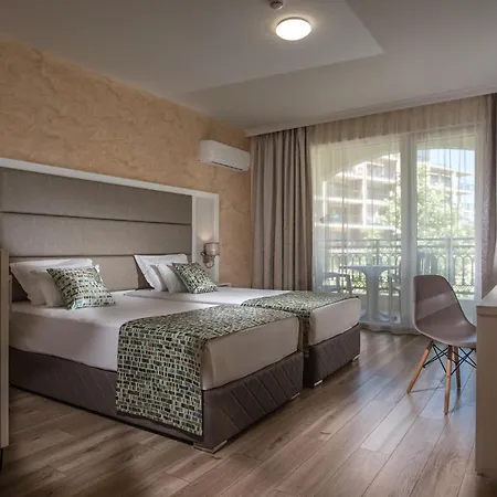 Marina Sands Bijou Boutique Is An Excellent Choice For Travelers Visiting 4*